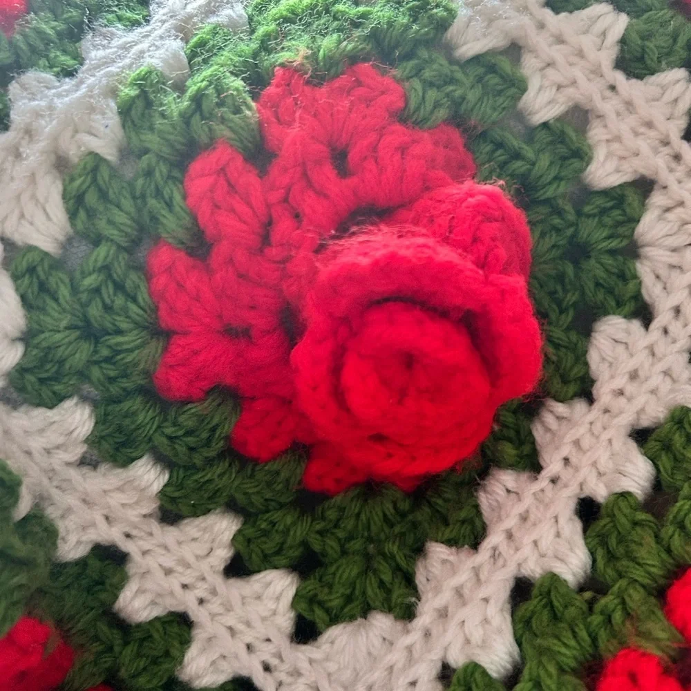 Handmade Crochet Rose Blanket in Red, Green & White